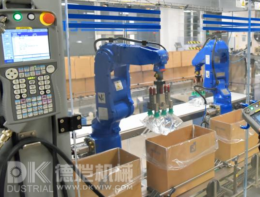 自動包裝機(jī)機(jī)器人